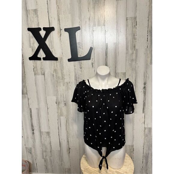 Polkadot blouse - Picture 1 of 7